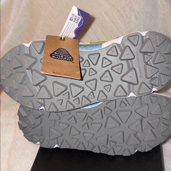 NWT Flower Mountain Yamano 3 Sneakers in Beige/Militare/Pink - Picture 12 of 13